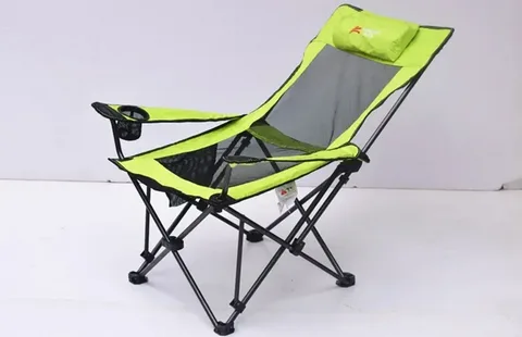 تصویر 1 از صندلی مسافرتی شیک با ساختار تاشو آلومینیومی